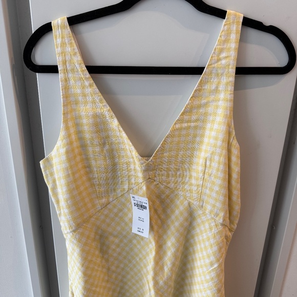 V-Neck Linen Mini Dress - Picture 2 of 9